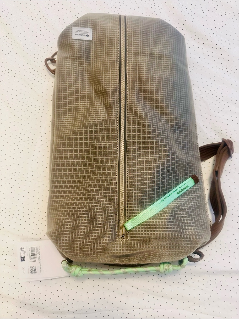 Lululemon Fast Track Bag Large 16L Paracord